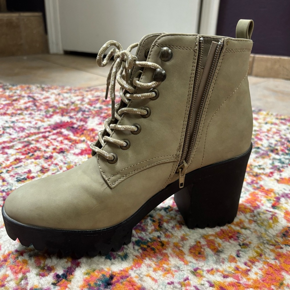 7SEVEN For All Mankind Flatiron Lug Sole Boots
